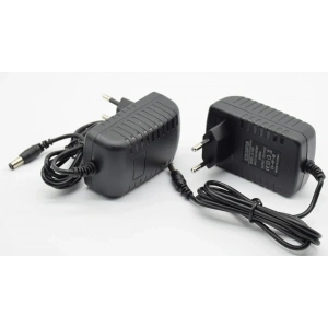CATA 12v 2A Fişli Adaptör Plastik Kasa 16-24w IP44 5.5x2.5mm Jaklı