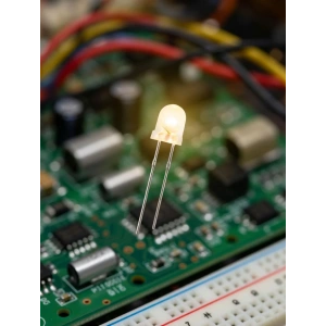 Şeffaf Ilık Beyaz(Günışığı) Işık Mantar Led Diyot 3.6 Volt (1 Adet)