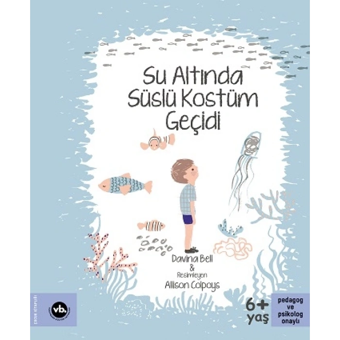 Su Altında Süslü Kostüm Geçidi