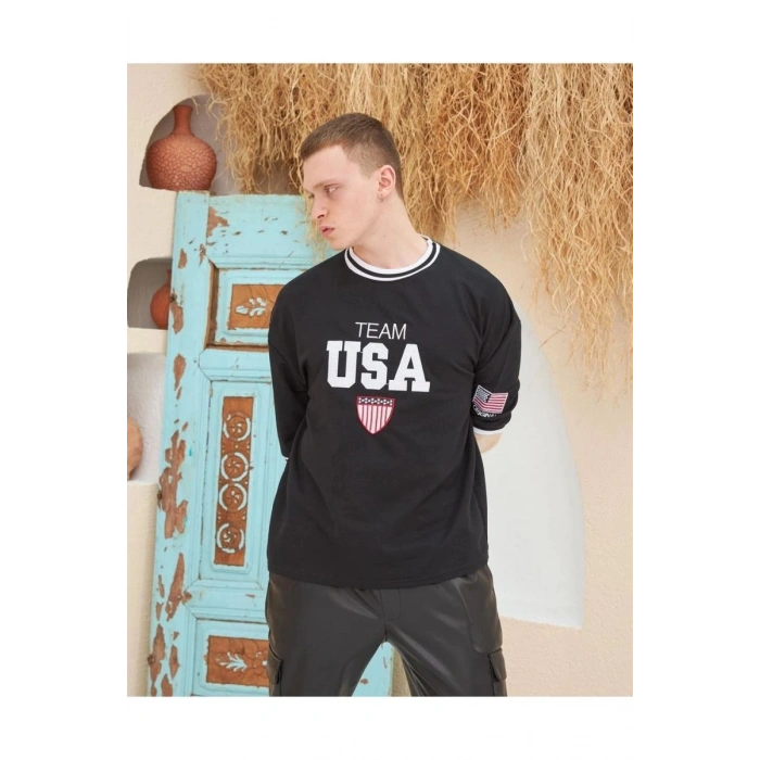 Erkek Bisiklet Yaka Tişört Nakış İşlemeli Kısa Kol Oversize T-ShirtSiyah