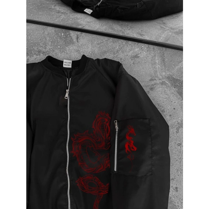 Erkek Siyah Bomber Mont Kırmızı Ejderha Desenli Fermuarlı Cepli Kapitone Astarlı - Siyah