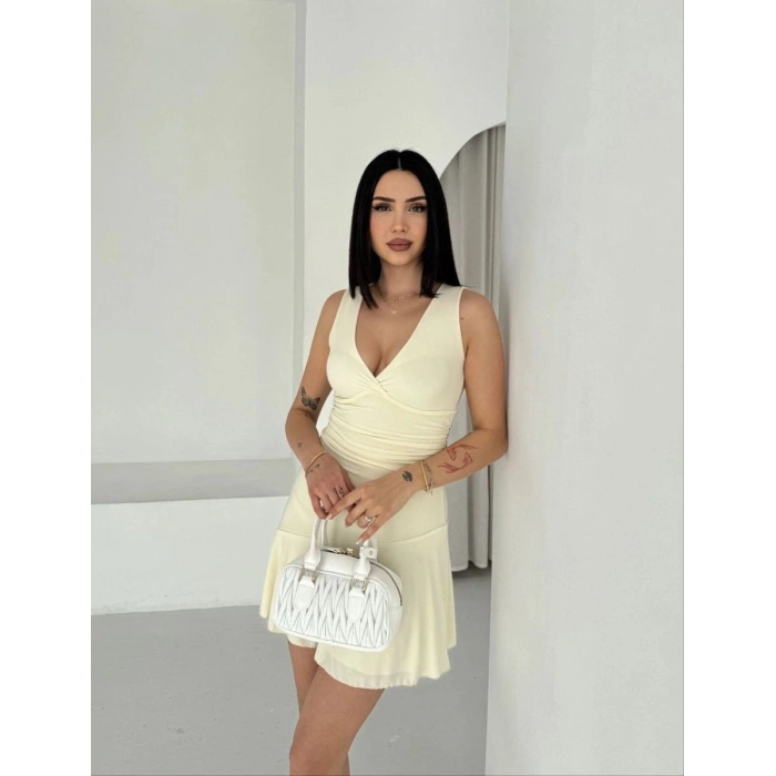 Kadın Derin V Yaka Sırt Dekolteli Mini Elbise Drapeli Şık Kolsuz - Açık Sarı