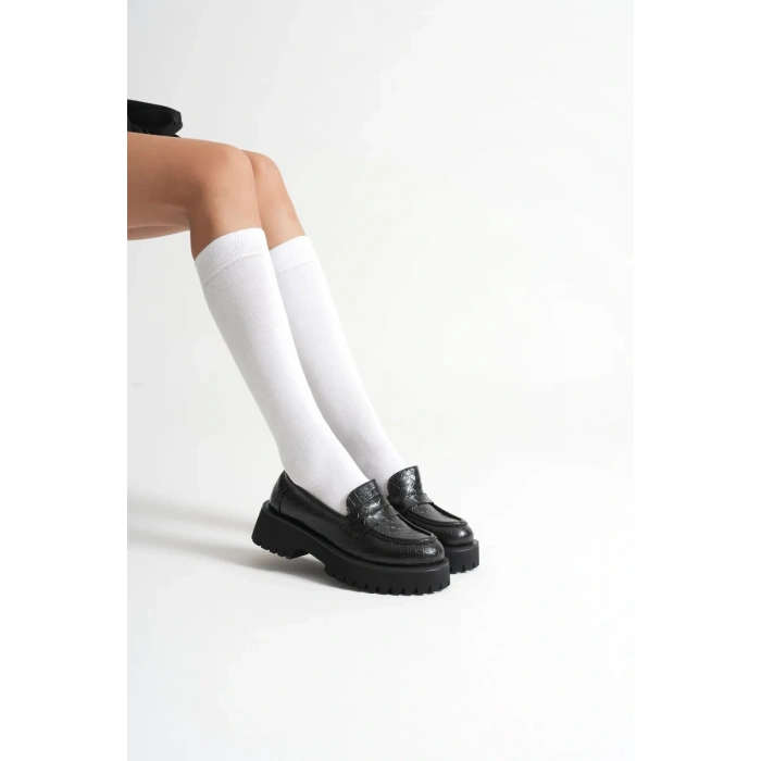 Kadın Günlük Siyah Kroko Loafer Ayakkabı TR10MS02G