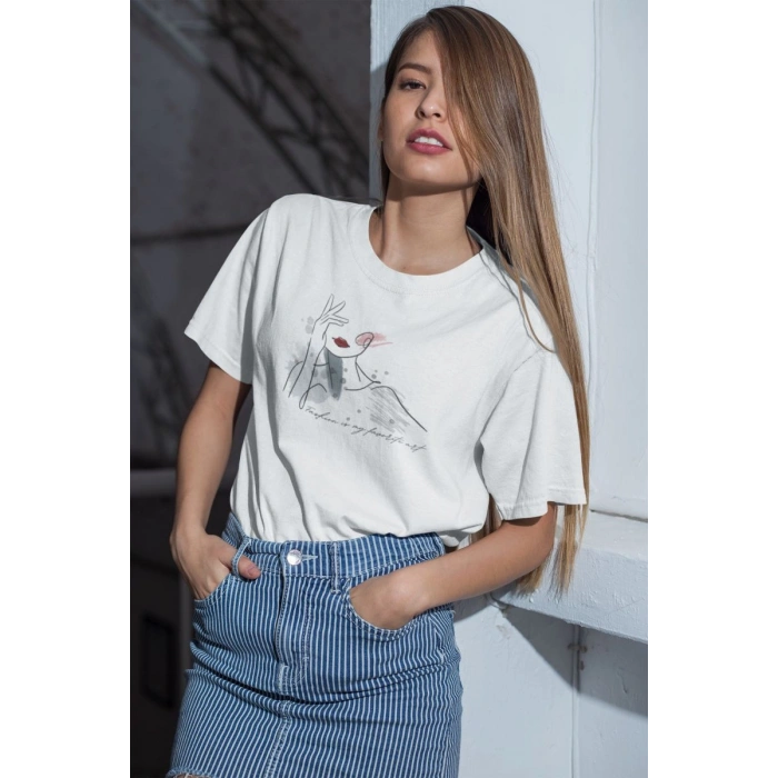 Kadın Özel Baskılı Modern Fit %100 Pamuk Bisiklet Yaka T-Shirt