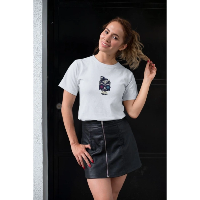 Kadın Özel Baskılı Modern Fit %100 Pamuk Bisiklet Yaka T-Shirt