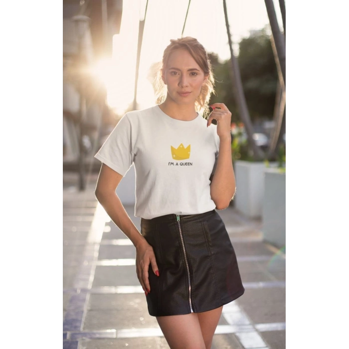 Kadın Özel Baskılı Modern Fit %100 Pamuk Bisiklet Yaka T-Shirt