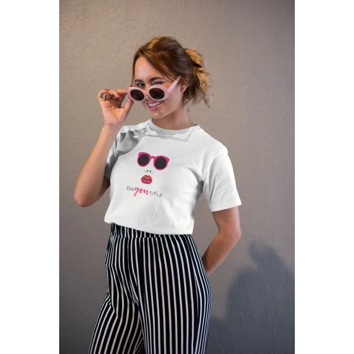 Kadın Özel Baskılı Modern Fit %100 Pamuk Bisiklet Yaka T-Shirt