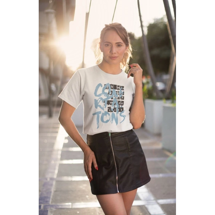 KADIN Özel Baskılı Modern Fit %100 Pamuk Bisiklet Yaka T-Shirt