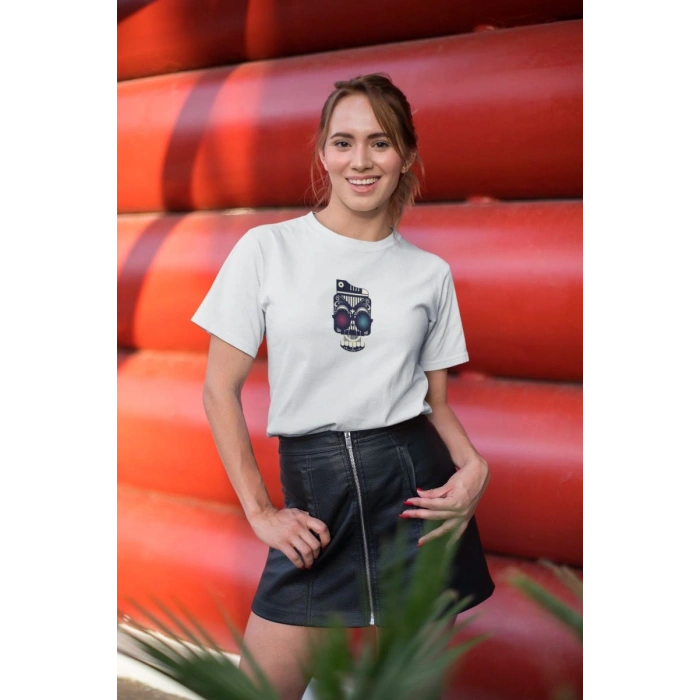 Kadın Özel Baskılı Modern Fit %100 Pamuk Bisiklet Yaka T-Shirt