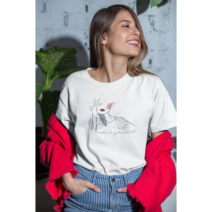 Kadın Özel Baskılı Modern Fit %100 Pamuk Bisiklet Yaka T-Shirt