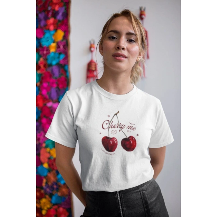 Kadın Özel Baskılı Modern Fit %100 Pamuk Bisiklet Yaka T-Shirt