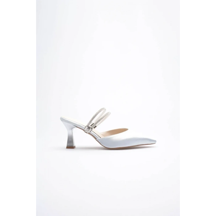 Kadın Taşlı Gri Saten Topuklu Ayakkabı TR12MS04C