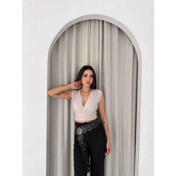 Kadın Vatkalı Kolsuz V Yaka Drapeli Crop Bluz Likralı Fit - Boyalı Gri