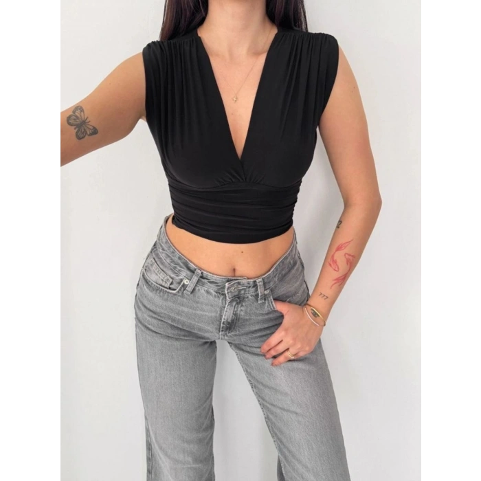 Kadın Vatkalı Kolsuz V Yaka Drapeli Crop Bluz Likralı Fit - Siyah