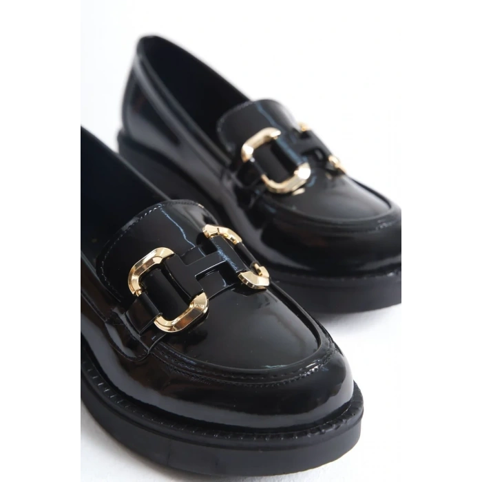 Rugan Siyah Gold Tokalı Kadın Loafer TR17MS02A