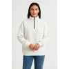 Kadın 3 İplik Pamuklu Dık Yaka Yarım Fermuarlı SweatShirt - Beyaz