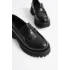Kadın Günlük Siyah Kroko Loafer Ayakkabı TR10MS02G