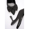 Siyah Fiyonklu Kitten Topuklu Slingback Kadın Ayakkabı TR08MS24A