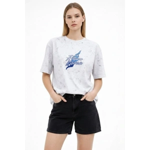 Kadın Asit Yıkamalı Oversize Tişört Bisiklet Yaka Kısa Kol T-shirt - Beyaz