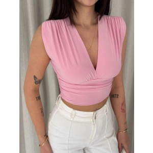 Kadın Vatkalı Kolsuz V Yaka Drapeli Crop Bluz Likralı Fit - Pembe