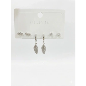 Sallantılı Yaprak Detaylı Altılı Küpe