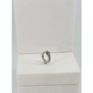 Tragus Kıkırdak Küpesi