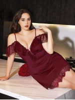 Büyük Beden İşlemeli Dantelli İnce Askılı Gecelik - Bordo - KLBN25871