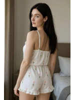 Şık Tasarım Üstüne Çiçek Desenli Askılı Şortlu Pijama Takımı - Beyaz - KLBN31488