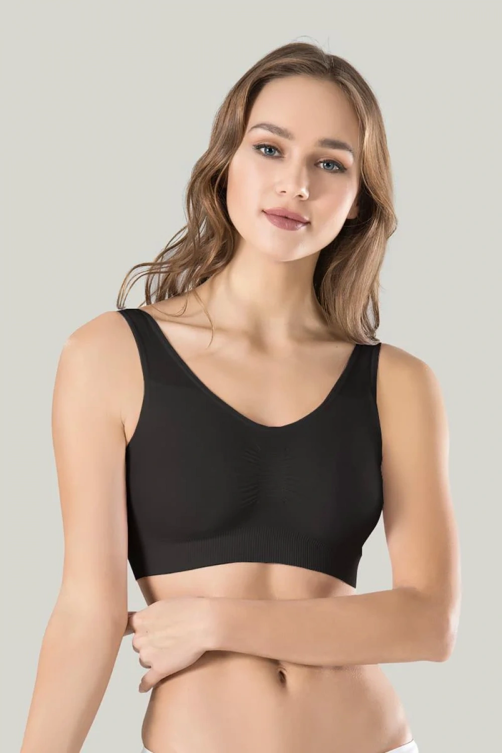 Kadın Siyah Kalın Askılı Çıkarılabilir Pedli Örme Seamless Dikişsiz Basic Büstiyer