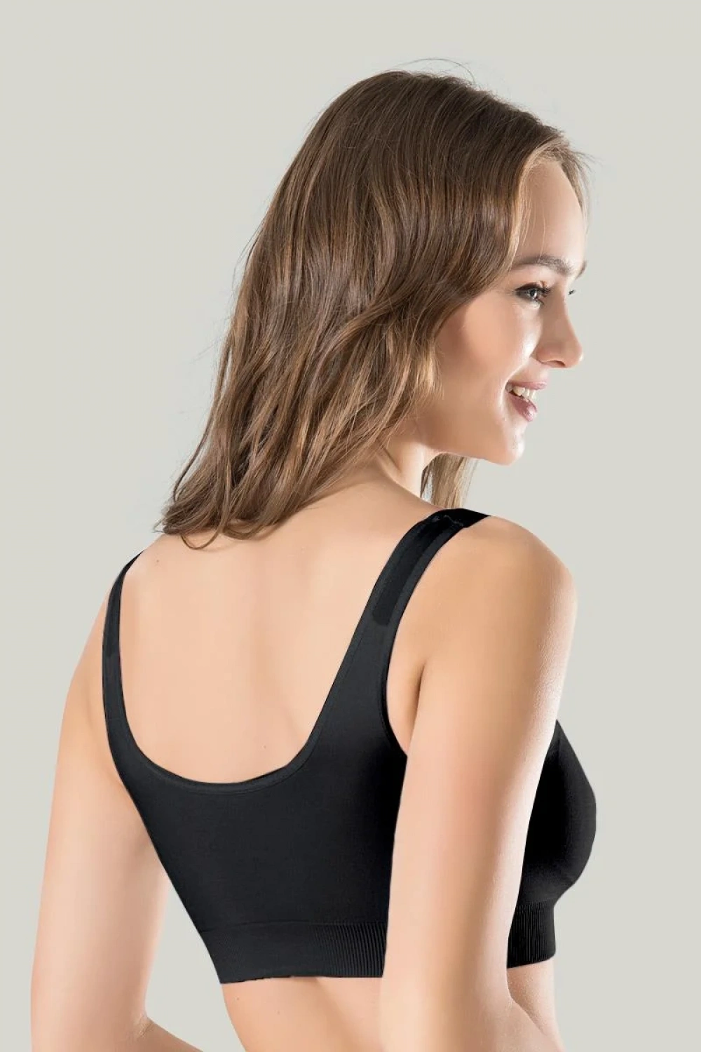 Kadın Siyah Kalın Askılı Çıkarılabilir Pedli Örme Seamless Dikişsiz Basic Büstiyer