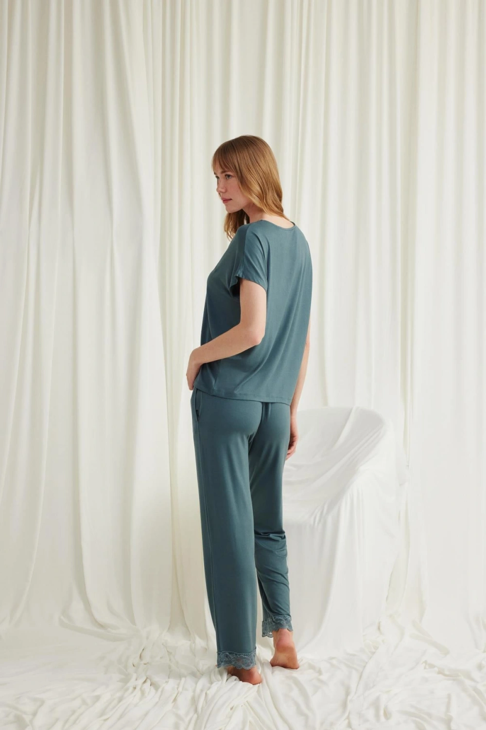 Kısa Kollu V Yakalı Dantelli Pijama Takımı - KLBN29090