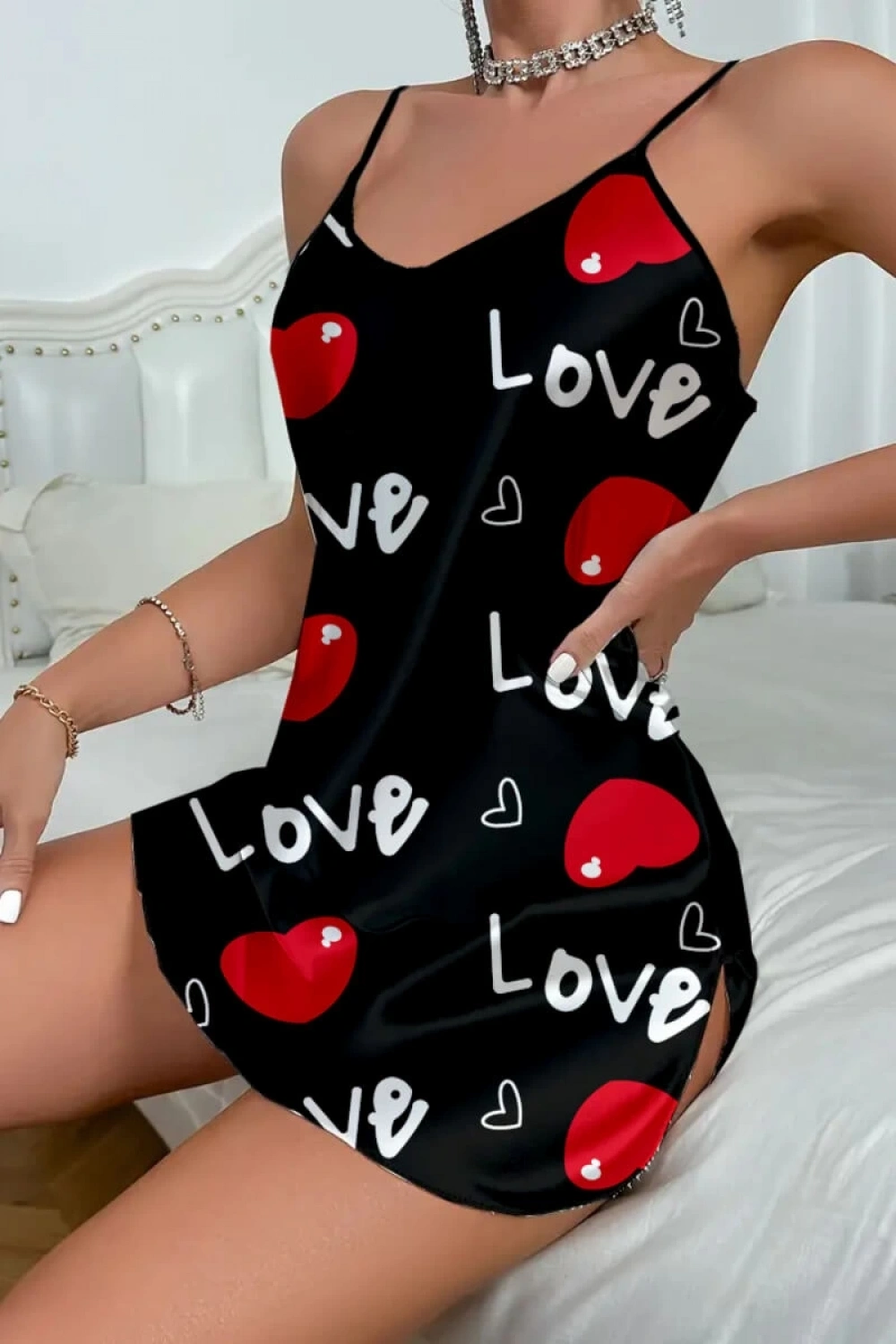 Love Desenli Siyah Saten Gecelik Modeli - Kadın - KLBN00336