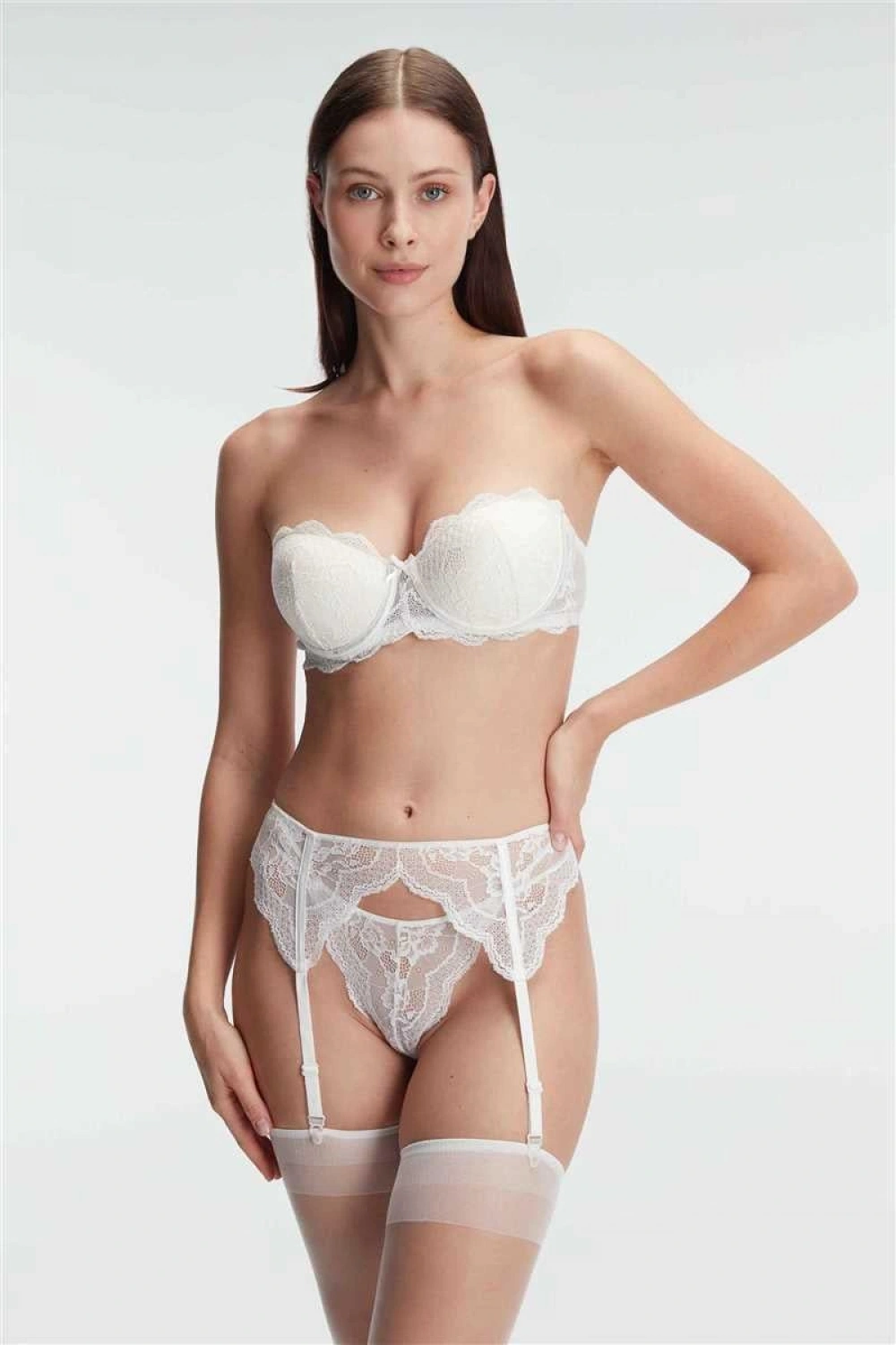 Sütyen, Jartiyer, String ve Çorap Seti - KLBN28455