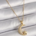 316L Çelik Gold Renk Zincir Zirkon Taşlı Hilal Model Yıldız Detay Kadın Kolye