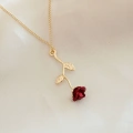 Kırmızı Gül Figürlü Kolye - Lisinya