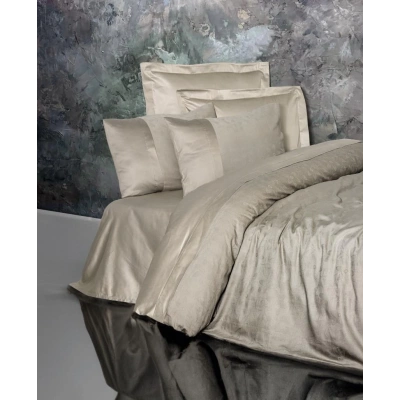 Çift Kişilik Jakarlı Saten Nev Takımı Demure Vizon