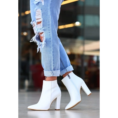 Loora Beyaz Cilt Topuklu Bot