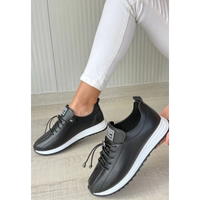 Monya Siyah Cilt Bağcıklı Spor Ayakkabı