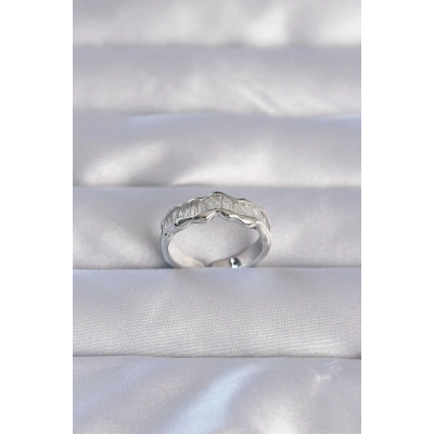 Pirinç Gümüş Renk Zirkon Taşlı Dalgalı Su Yolu Model Ayarlanabilir Yüzük - Lisinya