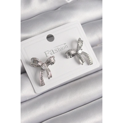 Pirinç Gümüş Renk Zirkon Taşlı Fiyonk Model Kadın Küpe