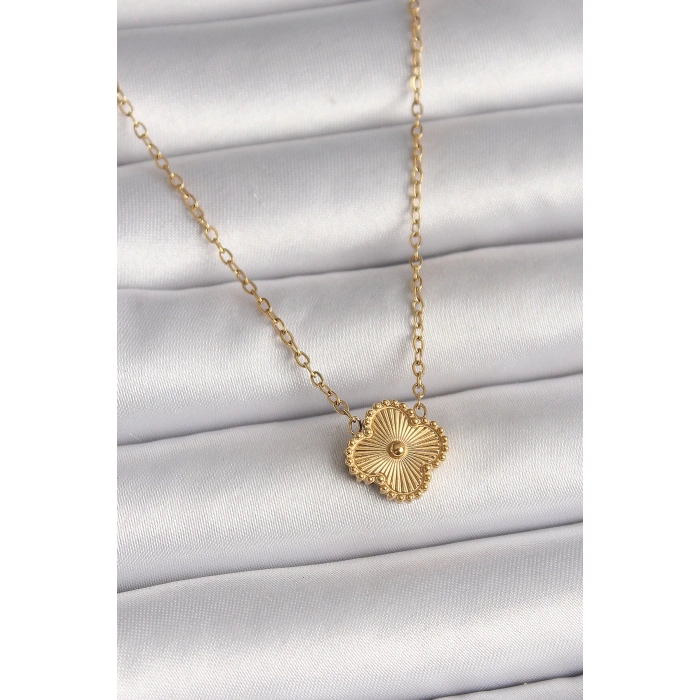316L Çelik Gold Renk İşleme Detaylı Yonca Model Kadın Kolye - Lisinya