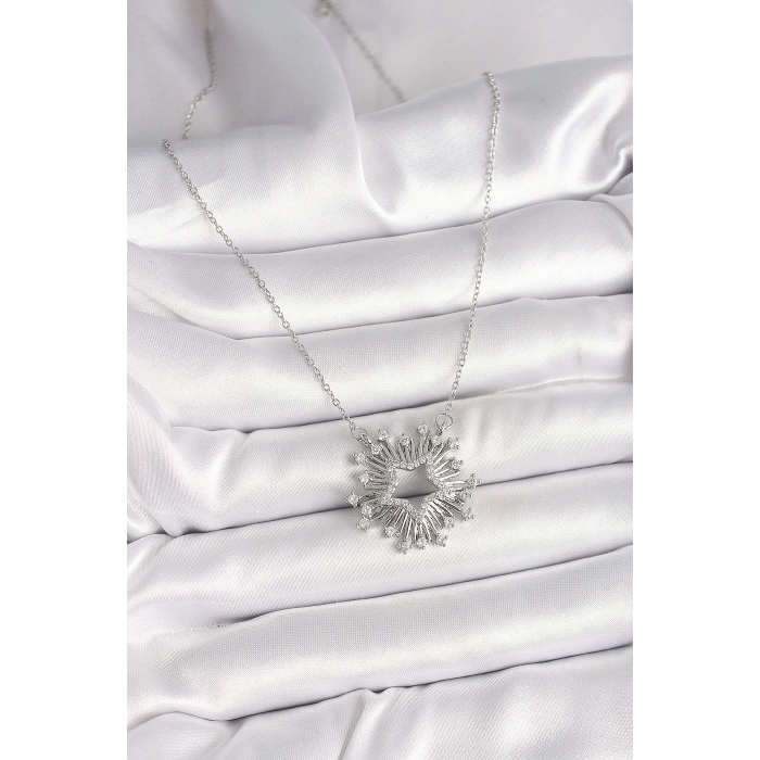 316L Çelik Gümüş Renk Zirkon Taşlı Yıldız Model Kadın Kolye - Lisinya