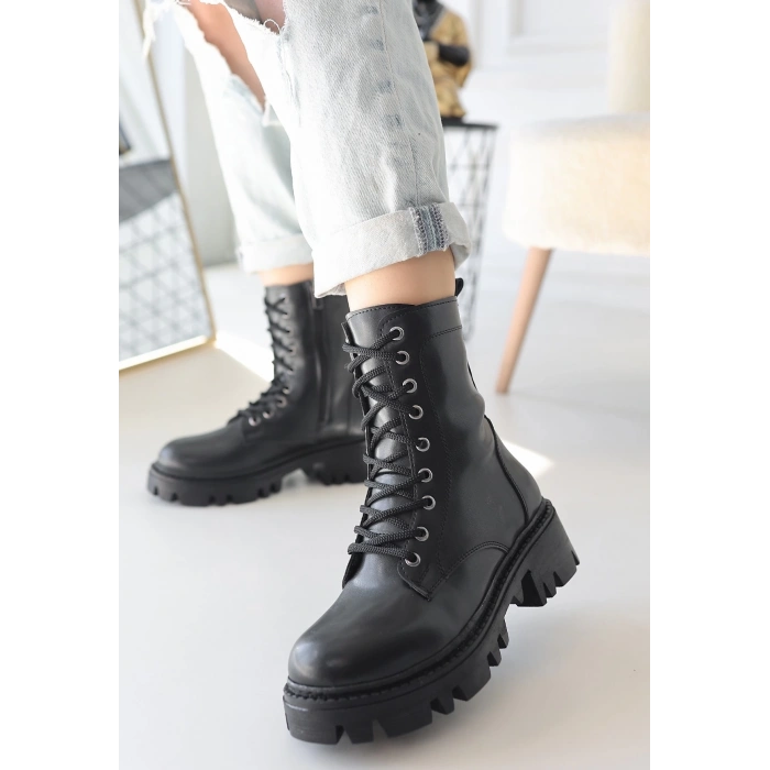 Flona Siyah Cilt Bağcıklı Bot