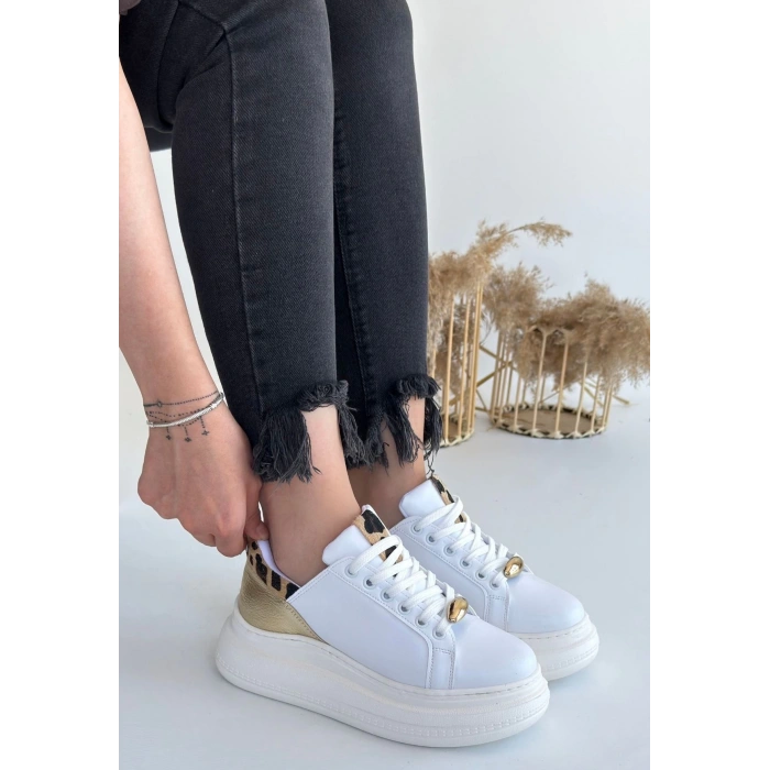 Gasta Beyaz Cilt Sarı Detaylı Bağcıklı Spor Ayakkabı - Lisinya