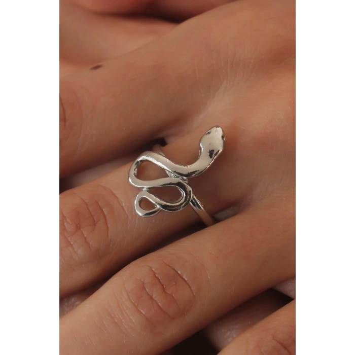 Gümüş Renk Yılan Model Kadın Yüzük - Lisinya