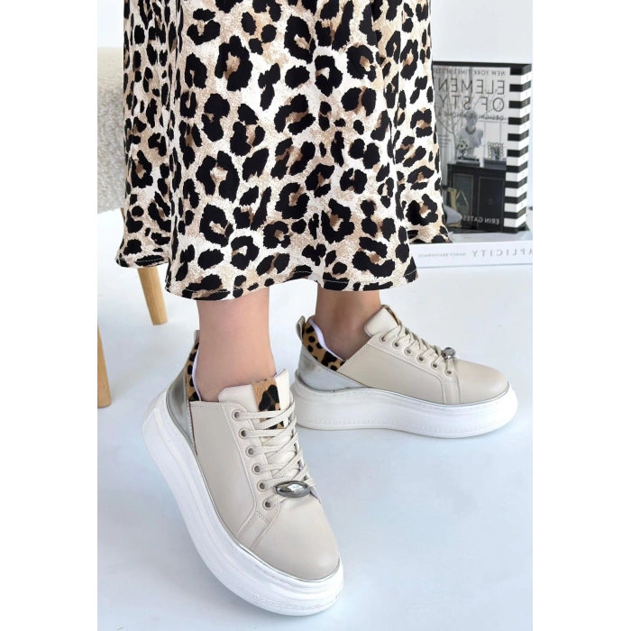 Jista Bej Cilt Gümüş Detaylı Bağcıklı Spor Ayakkabı