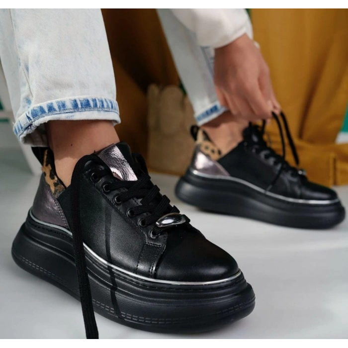 Jista Siyah Cilt Bağcıklı Spor Ayakkabı - Lisinya