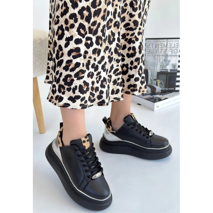 Jista Siyah Cilt Gümüş Detaylı Bağcıklı Spor Ayakkabı