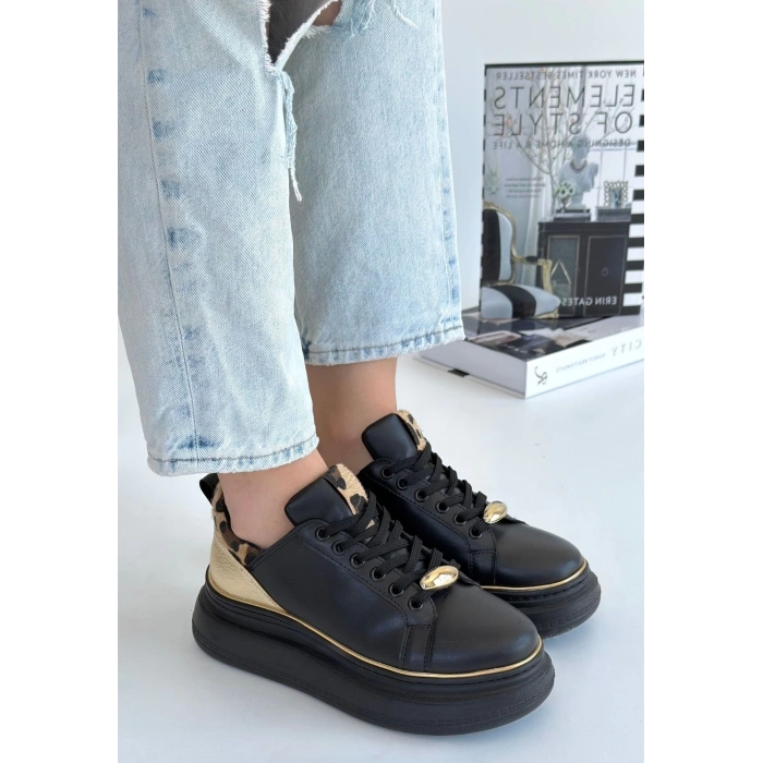 Jista Siyah Cilt Sarı Detaylı Bağcıklı Spor Ayakkabı - Lisinya