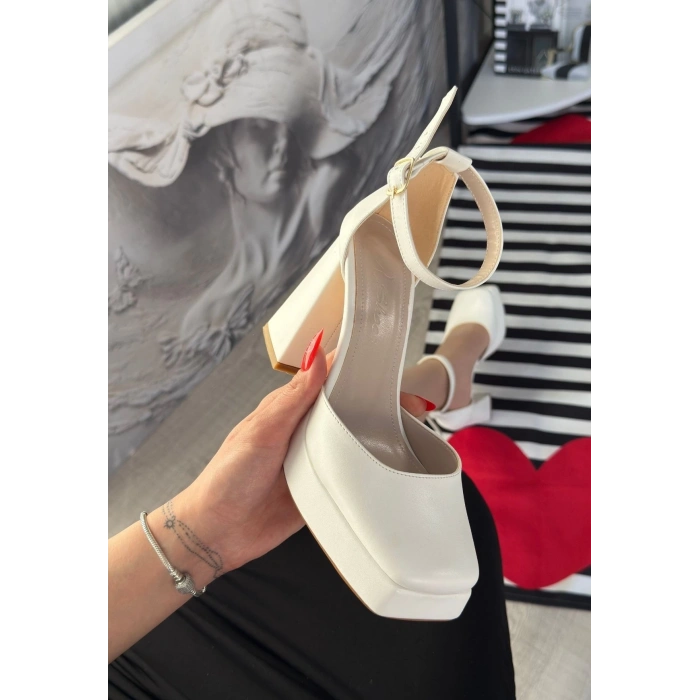 Kawer Beyaz Cilt Topuklu Ayakkabı - Lisinya